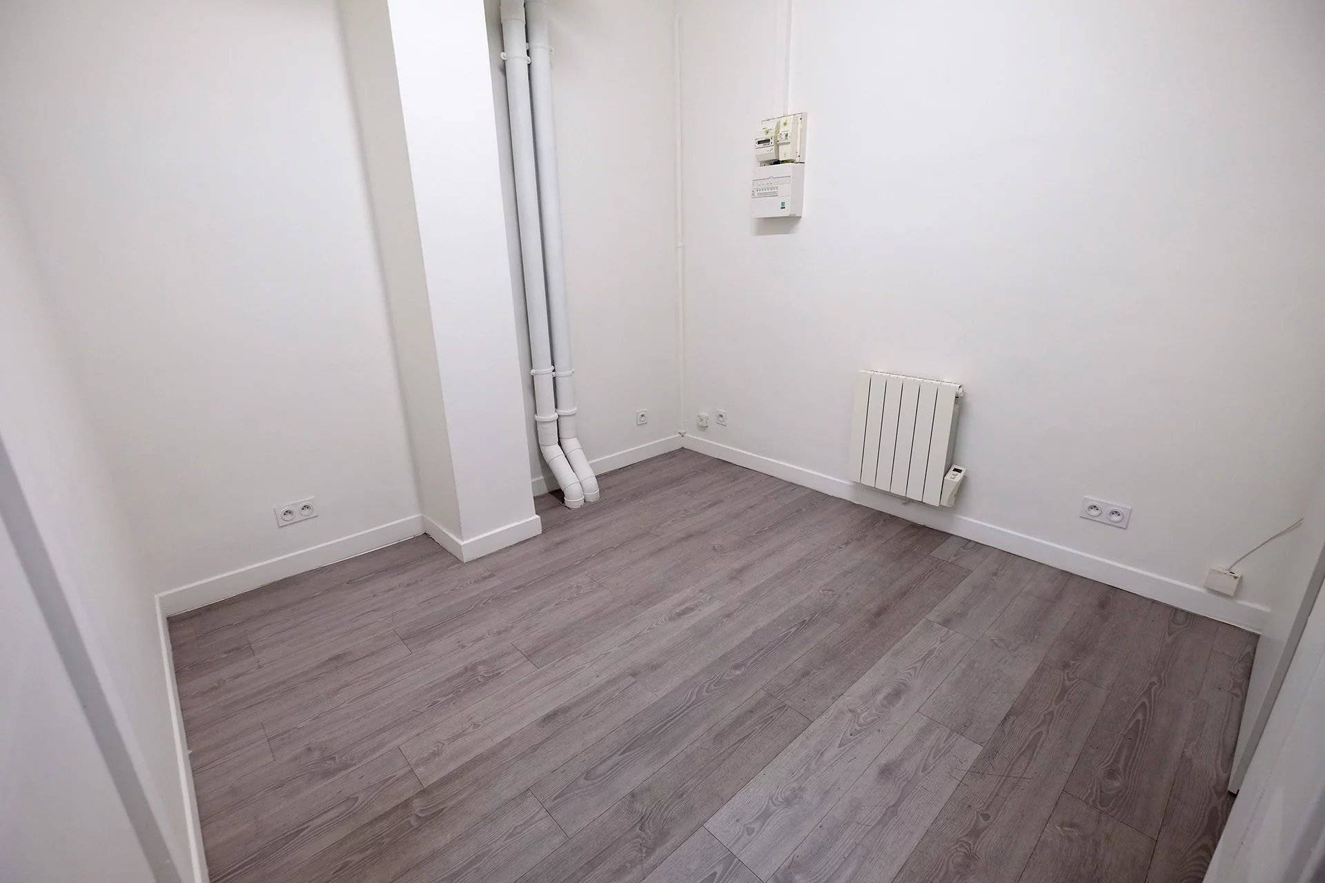 LOCAL COMMERCIAL NICE CENTRE