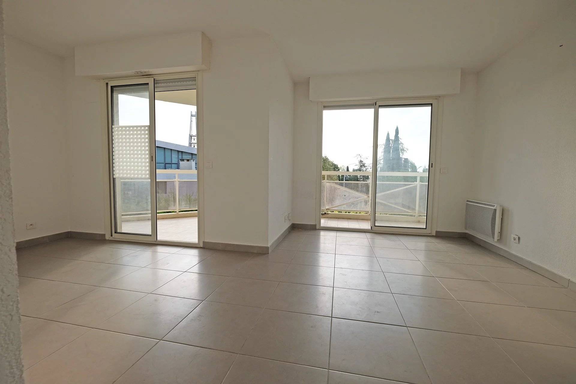 NAPOLEON III 2 PIECES GARAGE