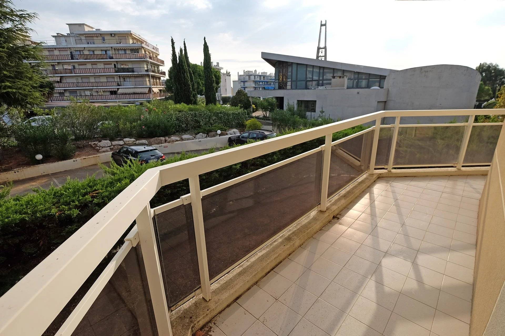 NAPOLEON III 2 PIECES GARAGE