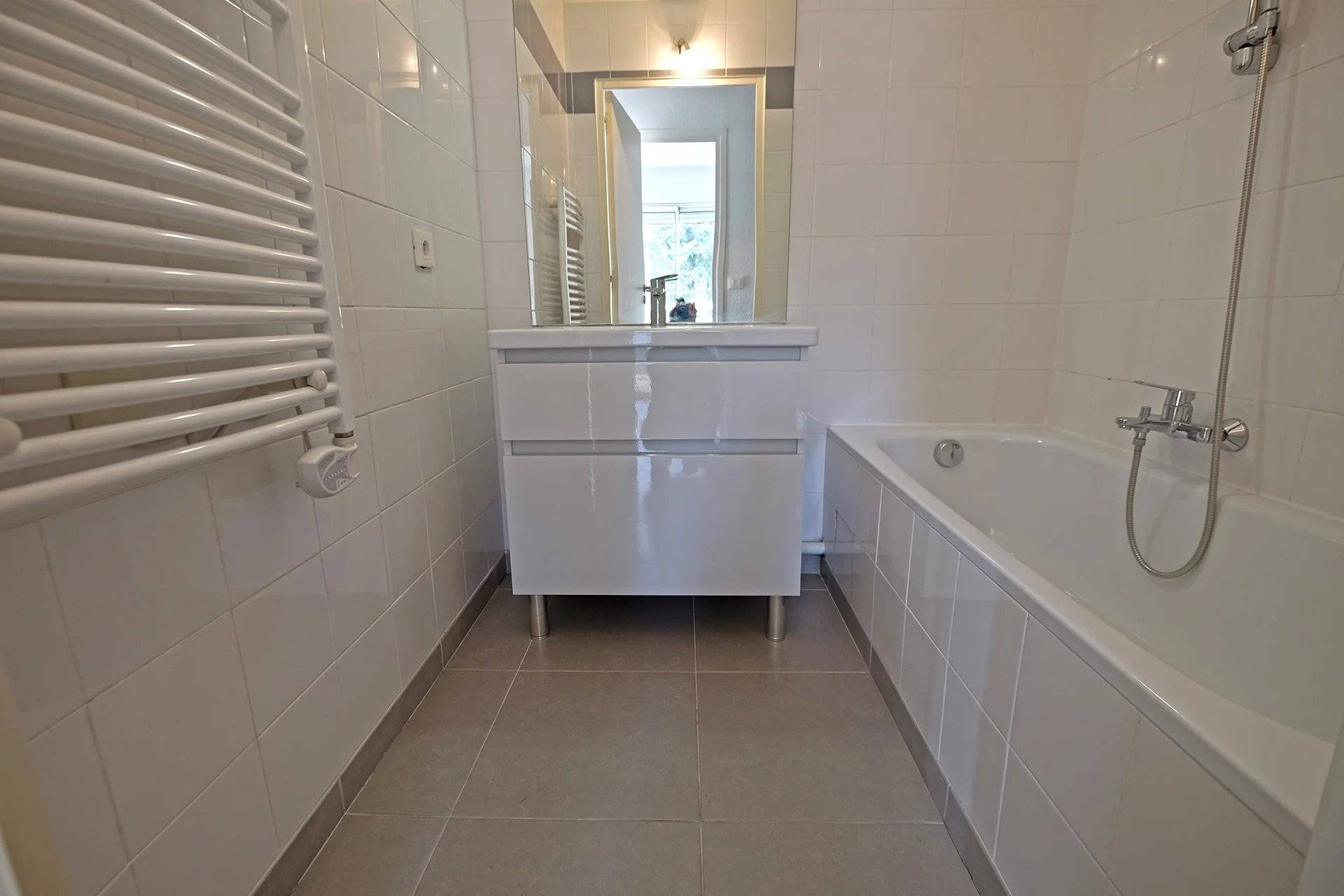 NAPOLEON III 2 PIECES GARAGE